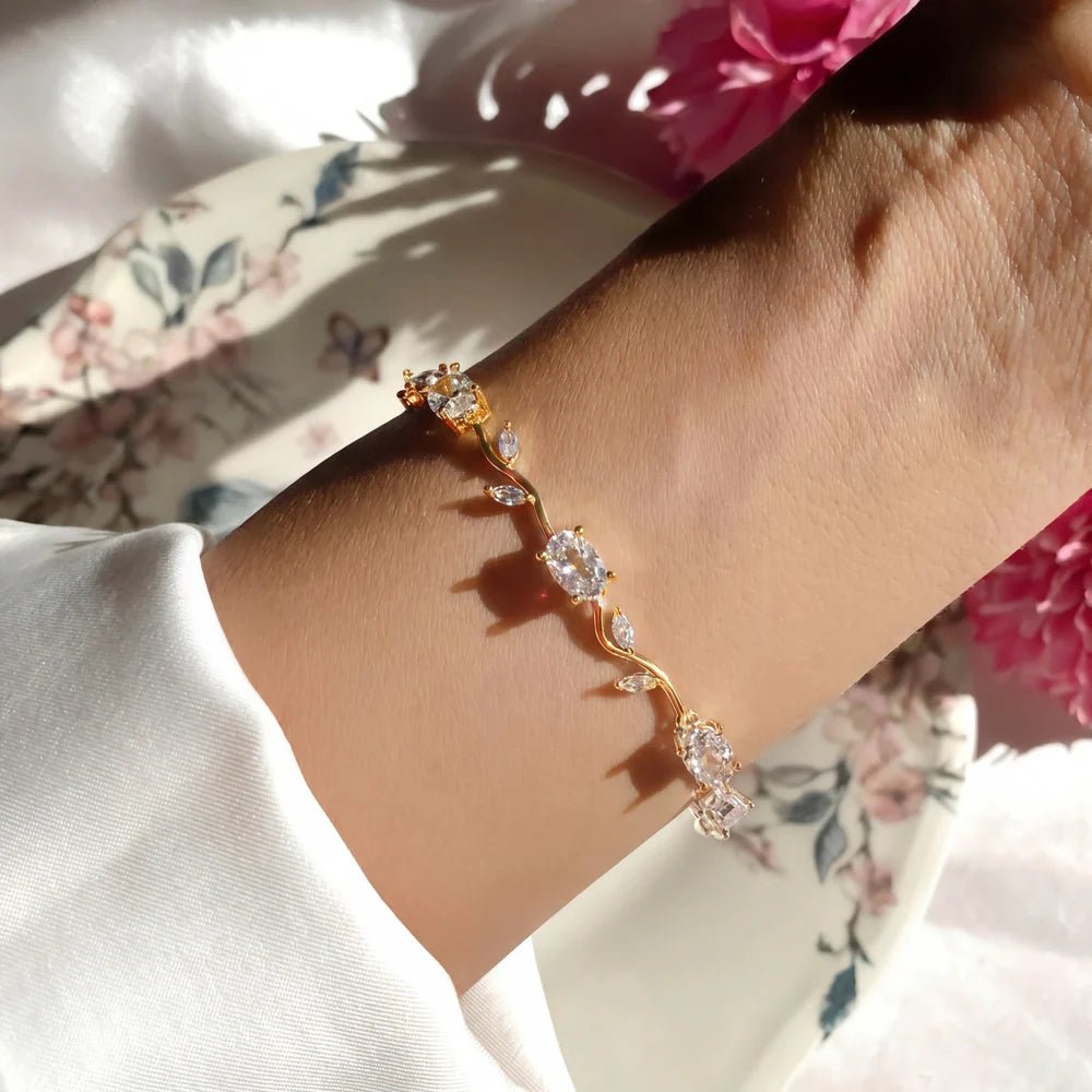 Gold Plated Crystal Stones Tulip Bracelet for Girls/Women - Zenrovia